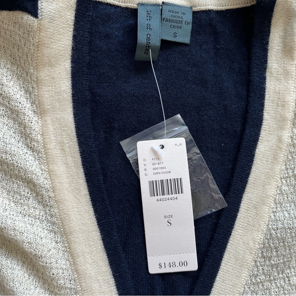 LEFT OF CENTER ANTHROPOLOGIE NWT CARDIGAN SIZE SMALL ACADEMIA PREPPY STYLISH - Picture 3 of 7